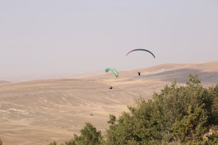 İvriz Havacılık Ve Doğa Sporları Kulübü Derneği İlk Pilotlarını Mezun Etti