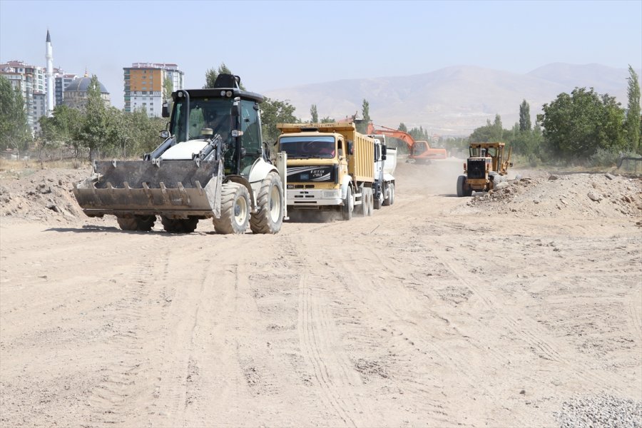 Niğde Belediye Başkan Emrah Özdemir Altyapı Çalışmalarını İnceledi