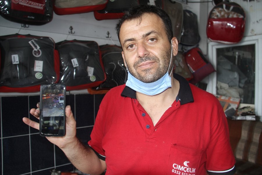 Direksiyon Kilidini Kontrol Ettikten Sonra Motosikleti Çaldı