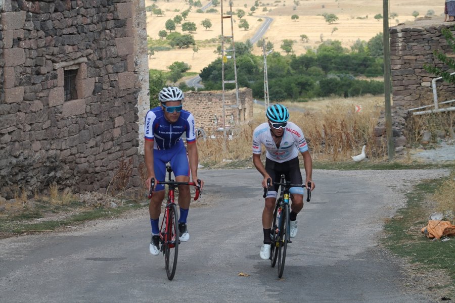 Erciyes Uluslararası Yol Ve Dağ Bisikleti Yarışları Devam Ediyor