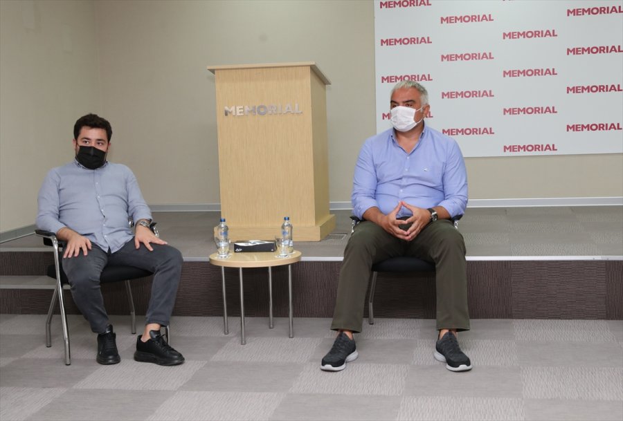 Kültür Ve Turizm Bakanı Ersoy, Antalya Belediye Başkanı Böcek'in Sağlık Durumuyla İlgili Bilgi Aldı