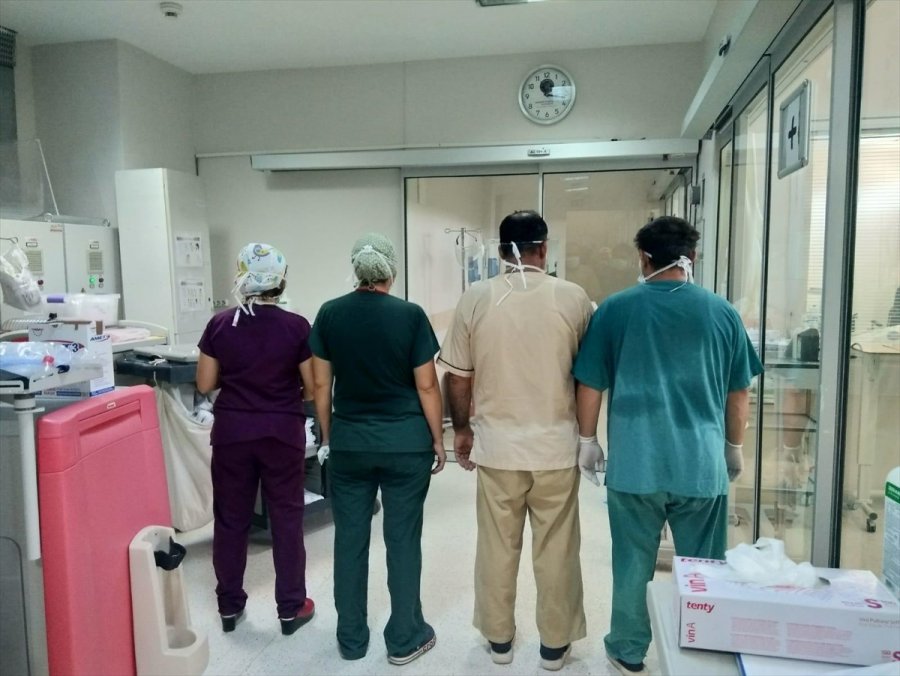 Doktorlar Kovid-19'la Savaşı Anlatıyor - 