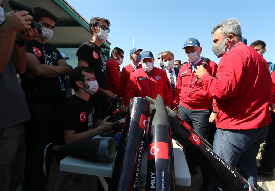 Bakanlar Karaismailoğlu Ve Varank Türksat Model Uydu Yarışması'na Katıldı