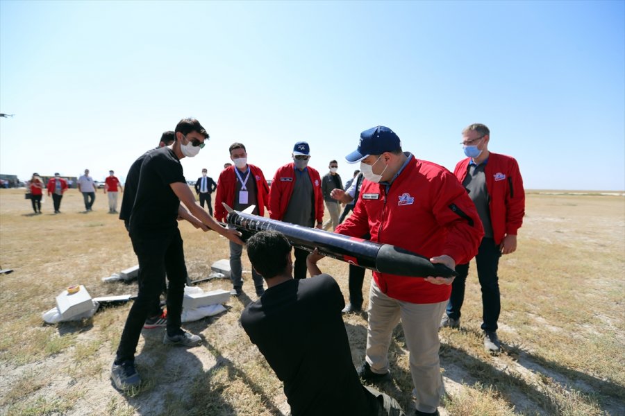 Bakanlar Karaismailoğlu Ve Varank Türksat Model Uydu Yarışması'na Katıldı