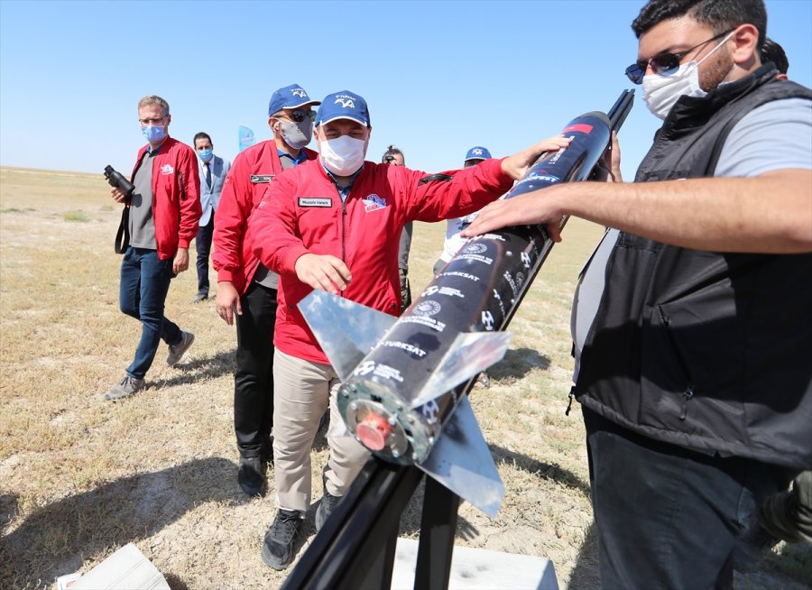 Bakanlar Karaismailoğlu Ve Varank Türksat Model Uydu Yarışması'na Katıldı