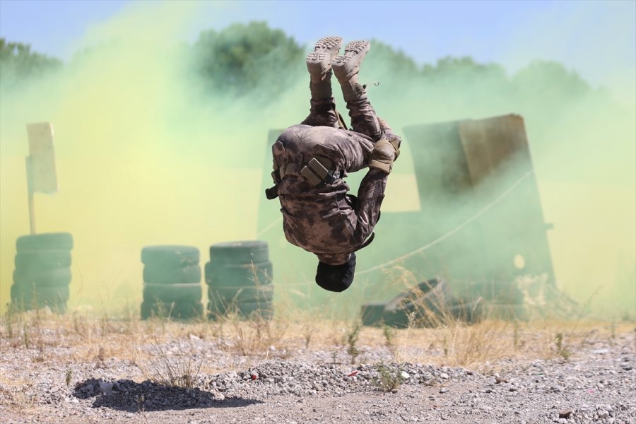 Devletin 'Çelik Bileği' Pöh'ler Daima Göreve Hazır