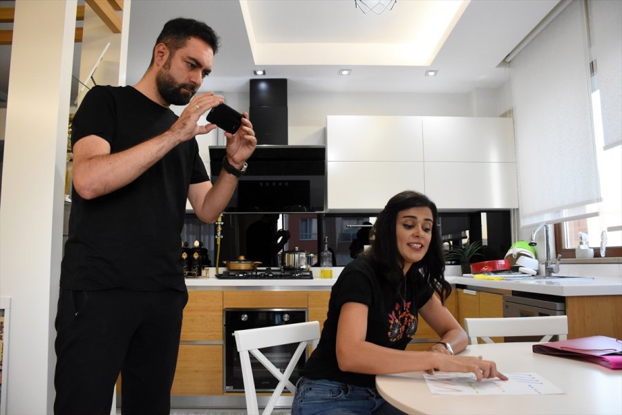 Emel Öğretmen Sosyal Medyadan 