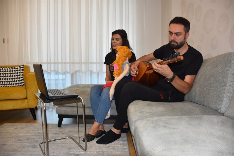 Emel Öğretmen Sosyal Medyadan 