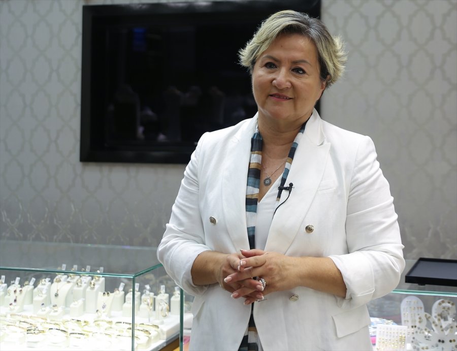 Yastık Altı Altınlar Bankada Değerlenecek, Hem Ülke Hem Vatandaş Kazanacak