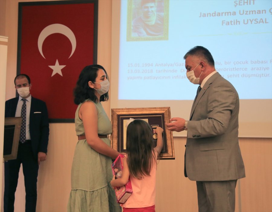 Antalya'da Devlet Övünç Madalyası Ve Beratı Tevcih Töreni