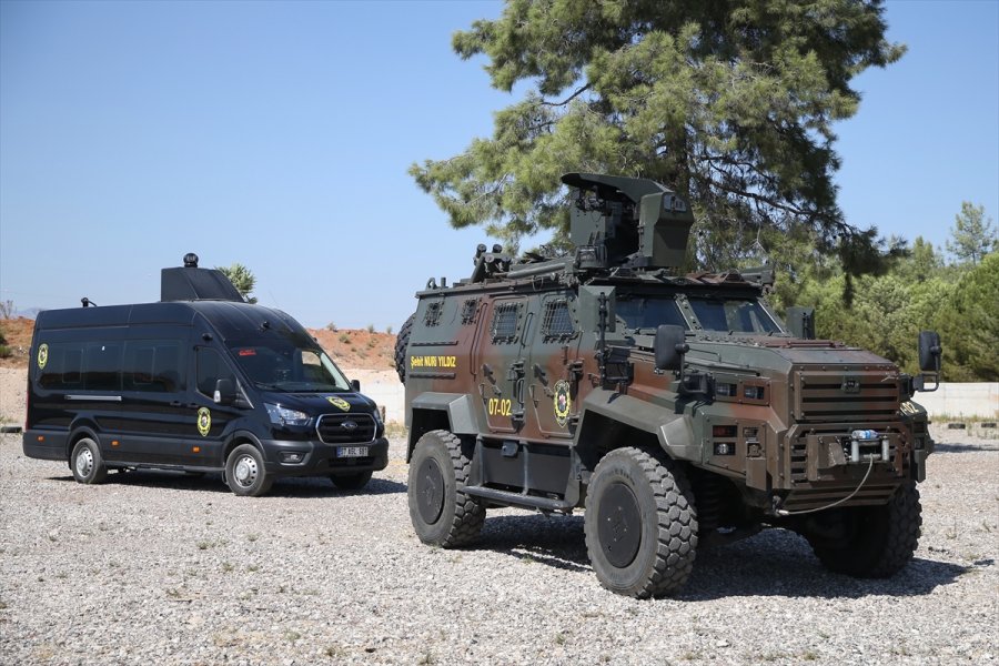 Antalya'da Pöh Timine İki Zırhlı Takviye