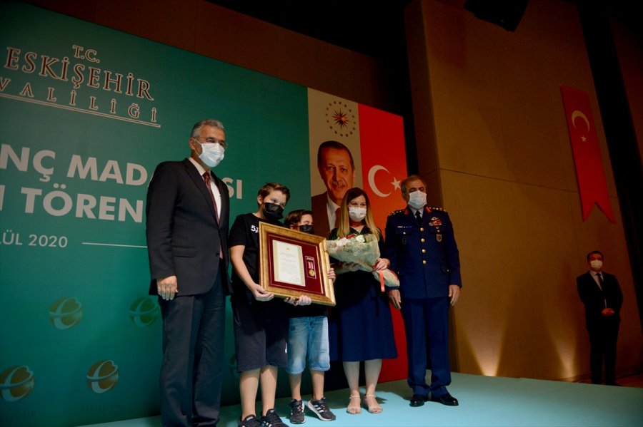 Eskişehir'de Devlet Övünç Madalyası Ve Beratı Tevcih Töreni