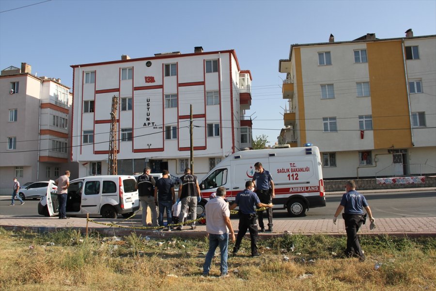 Kayseri'de Çöp Konteyneri Yanında Bebek Cesedi