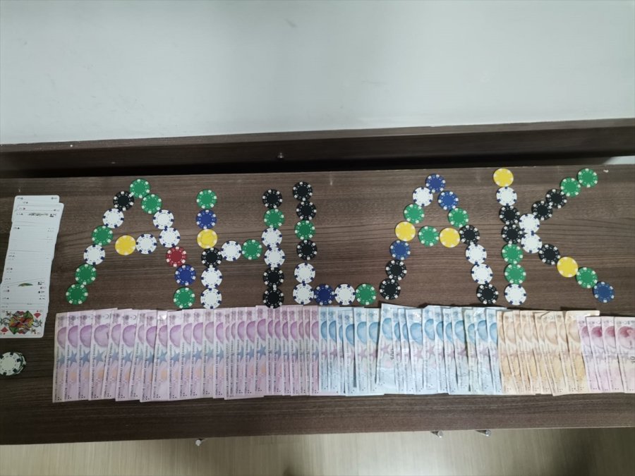 Antalya'da Kovid-19 Tedbirlerine Uymayanlara 768 Bin 600 Lira Ceza