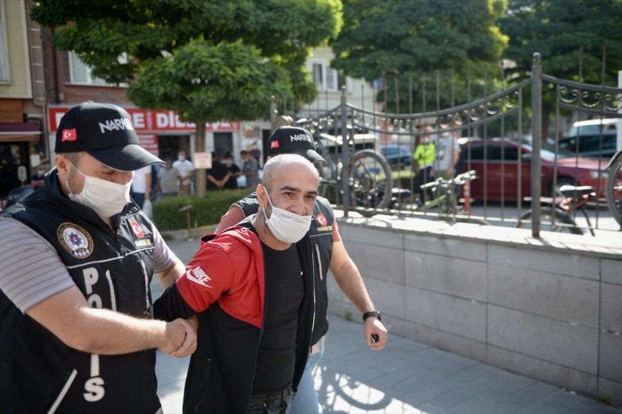 Eskişehir'de Uyuşturucu Operasyonunda 5 Şüpheli Yakalandı
