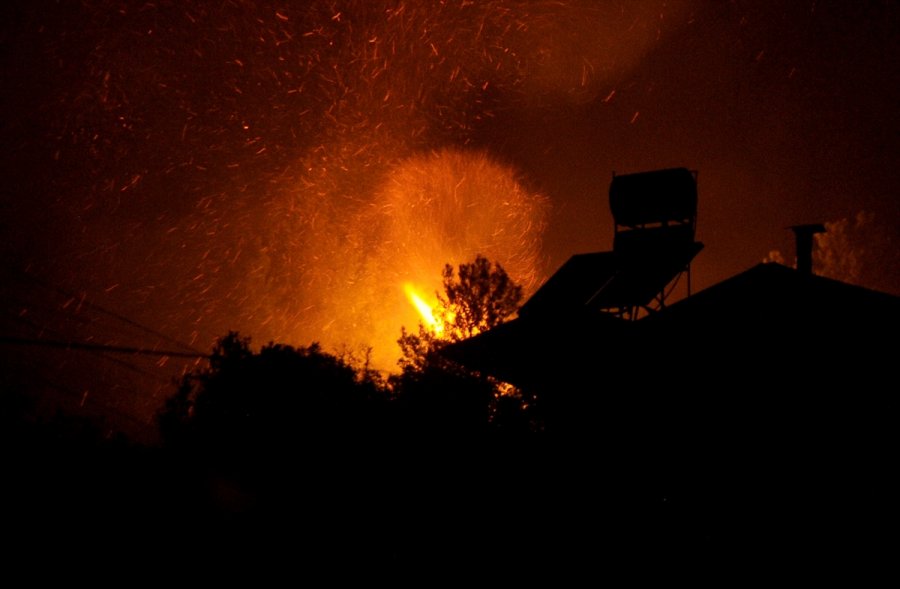 Güncelleme - Antalya'da Çıkan Orman Yangınına Müdahale Ediliyor