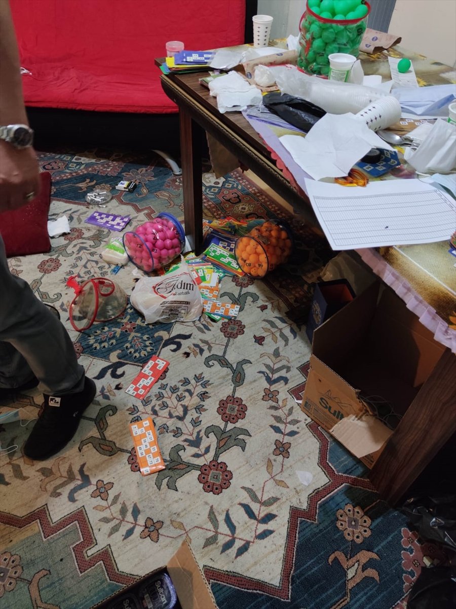 Kapalı Devre Televizyon Sistemiyle Kumar Oynayanlar Suçüstü Yakalandı