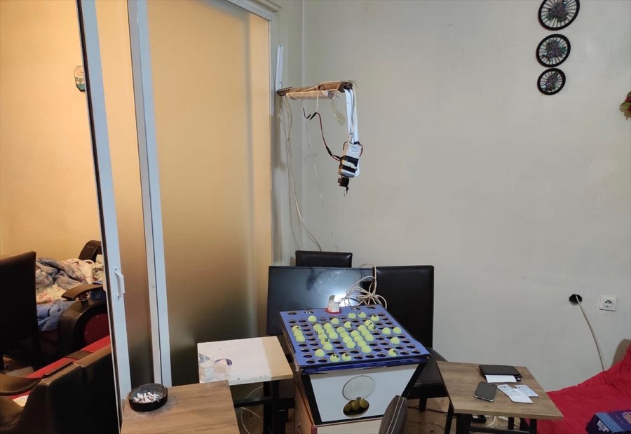 Kapalı Devre Televizyon Sistemiyle Kumar Oynayanlar Suçüstü Yakalandı