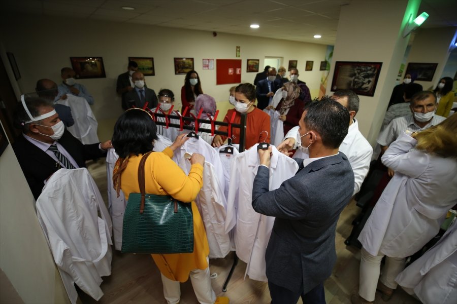 Aksaray Valisi Hamza Aydoğdu'dan Öğretmenlere Anlamlı Hediye