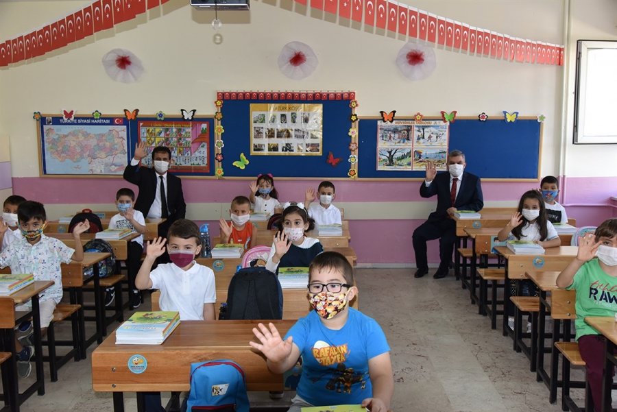 Karaman Valisi Işık Okulları Ziyaret Etti