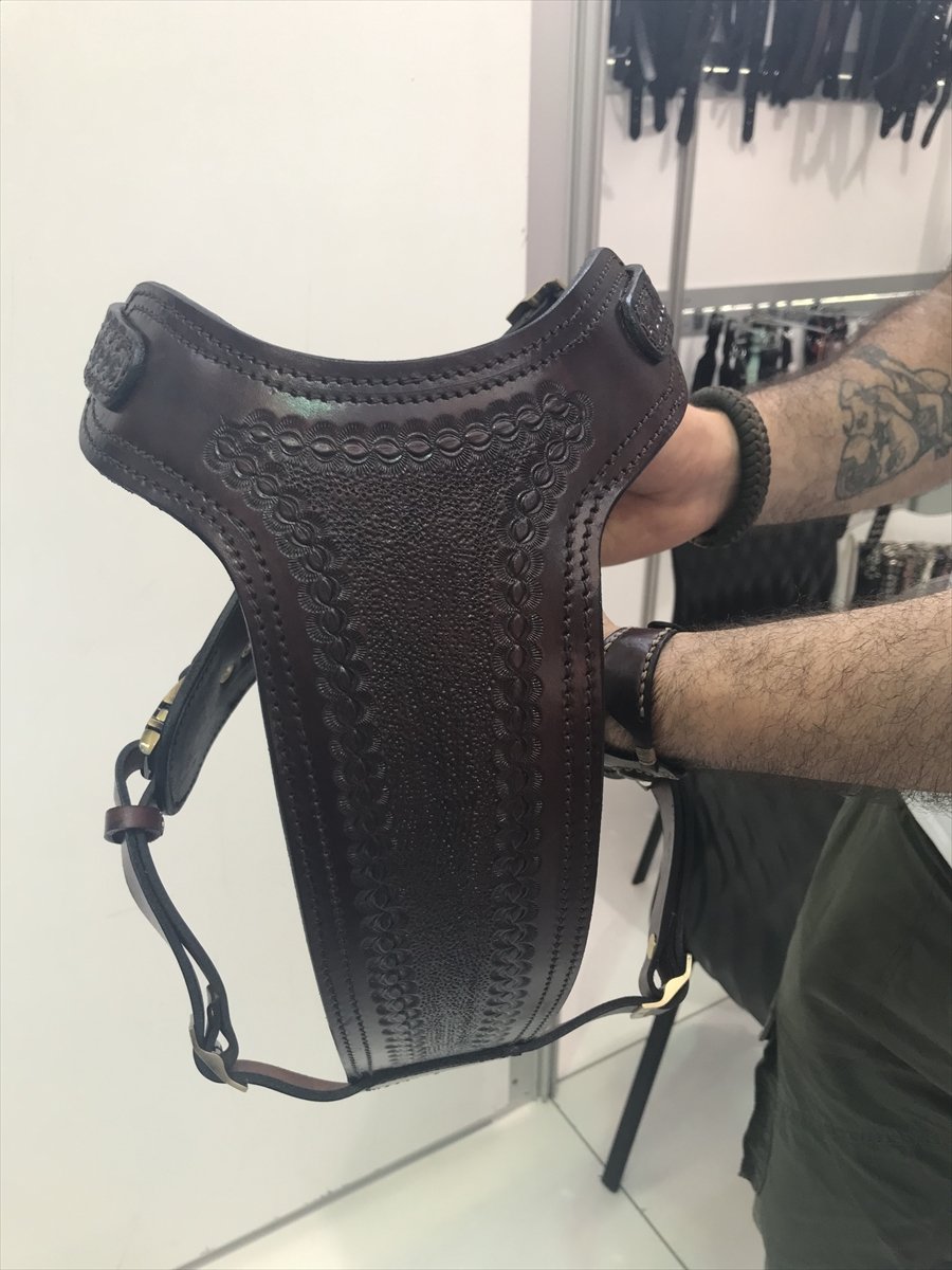 Özel Tasarım El İşi Tasmaları Yurt Dışına İhraç Ediyor