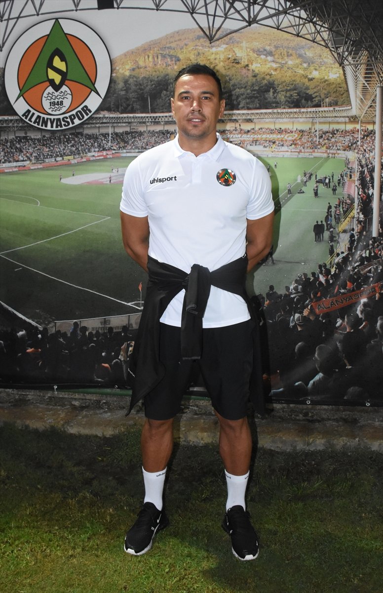 Alanyaspor Teknik Direktörü Atan, Uefa Avrupa Ligi 3. Eleme Turu Maçı İçin Umutlu Konuştu: