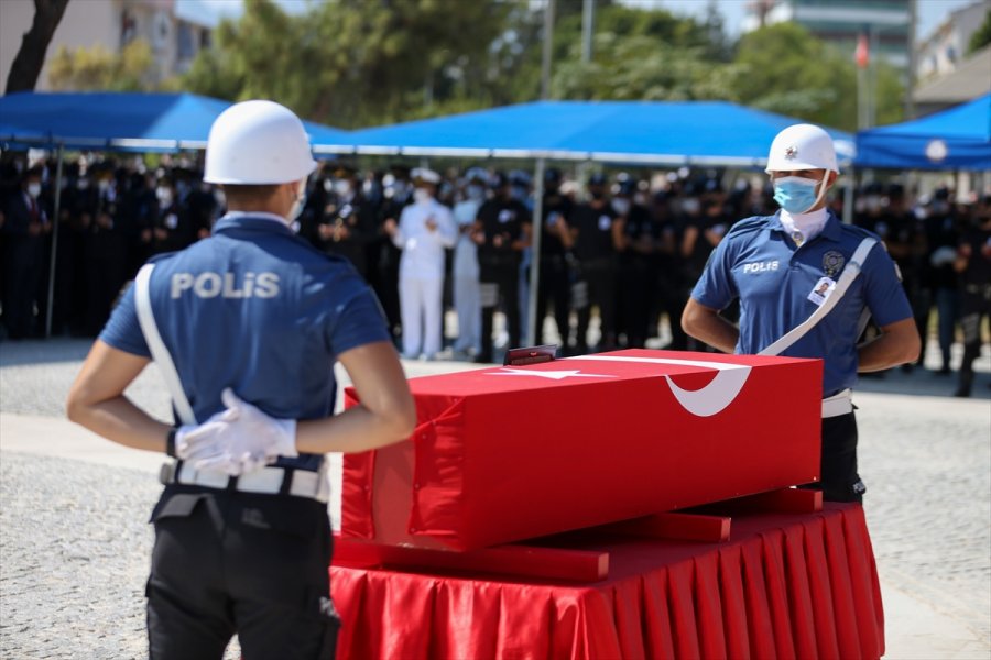 Güncelleme 2 - Antalya'da Bariyerlere Çarpan Motosikletteki Polis Şehit Oldu