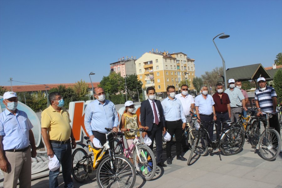 Avrupa Hareketlilik Haftası Kapsamında Karapınar'da Bisiklete Binildi