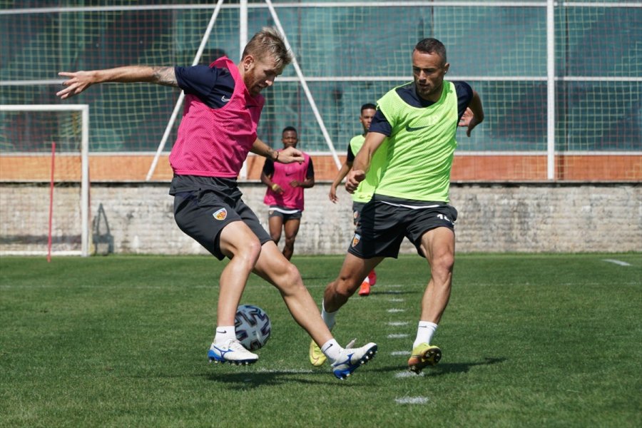 Kayserispor'da Büyükşehir Belediye Erzurumspor Maçı Hazırlıkları Sürüyor