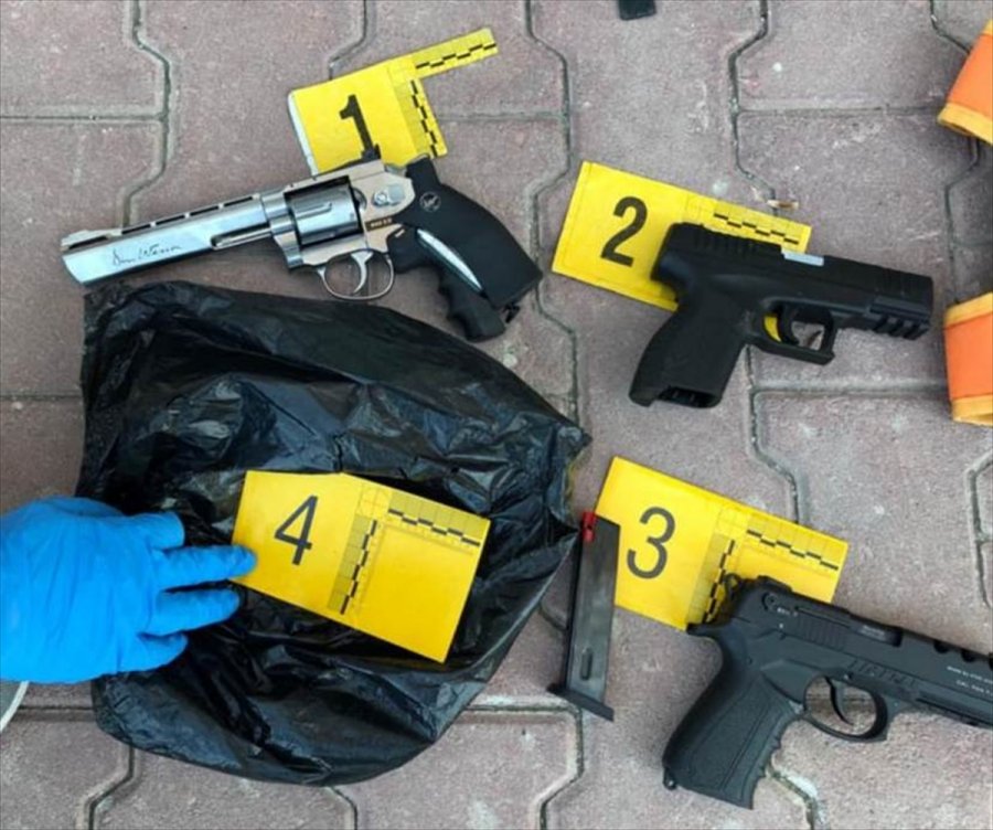 Konya'da Bir Haftada 18 İş Yerinden Hırsızlık Yaptığı İleri Sürülen 6 Zanlı Yakalandı