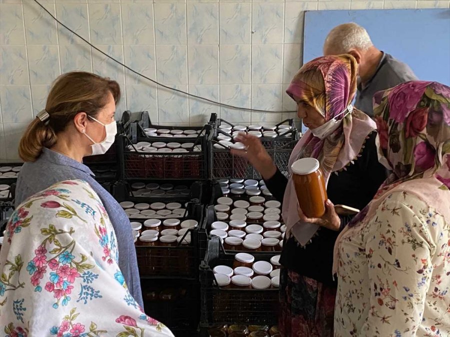 Ak Parti Milletvekili Günay'dan Sarıcakaya'daki Kadın Üreticilere Ziyaret