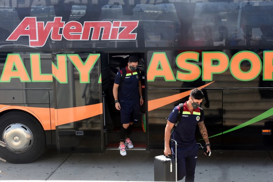 Alanyaspor, Uefa Avrupa Ligi 3. Eleme Turu İçin Norveç'e Gitti