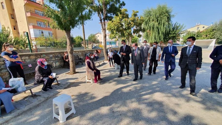 Ilgın Belediye Başkanı Ertaş'tan Okullara Ziyaret