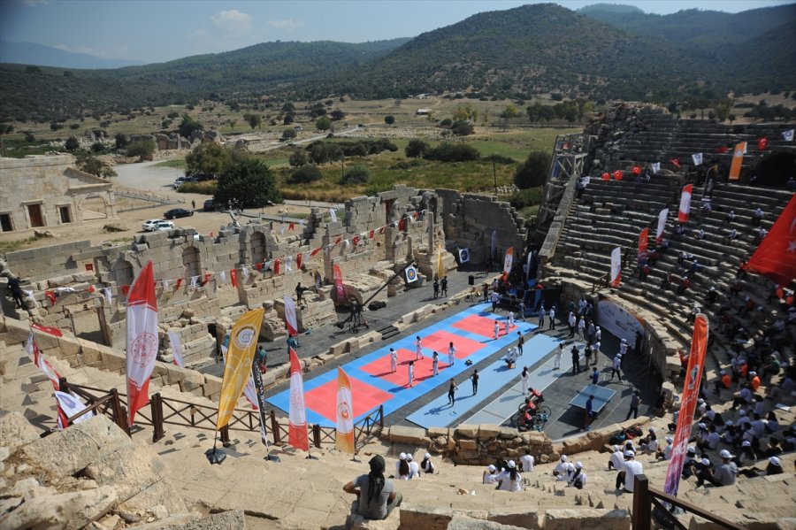 Patara Antik Kenti Spor Etkinliklerine Sahne Oldu