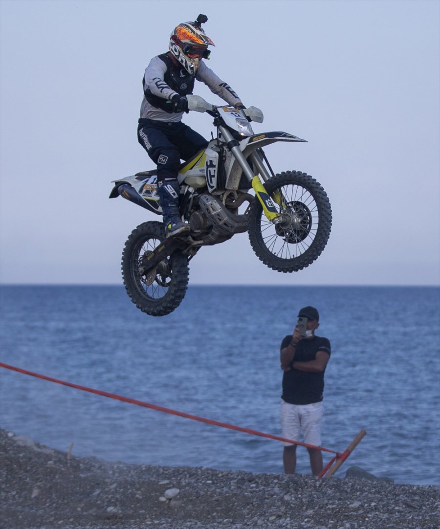 Motosiklet: Sea To Sky Enduro Yarışları