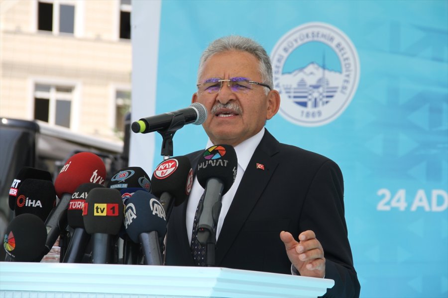 Kayseri'de 24 Yeni Otobüs Törenle Hizmete Sunuldu