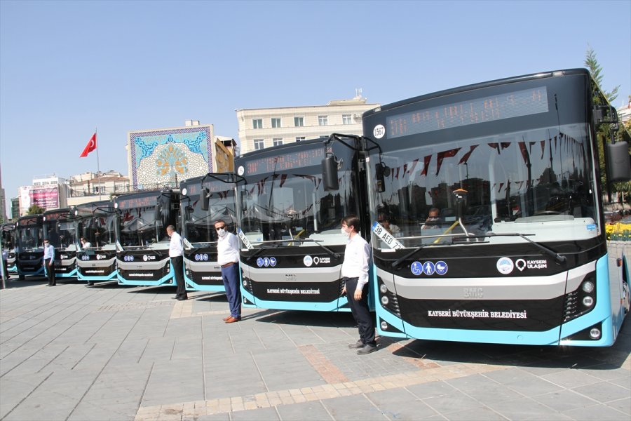 Kayseri'de 24 Yeni Otobüs Törenle Hizmete Sunuldu