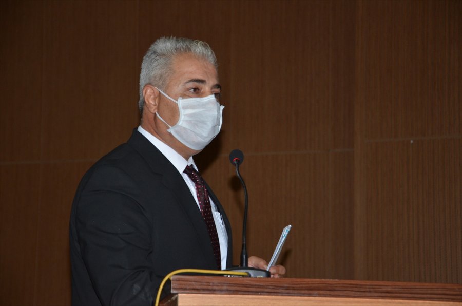 Köy Muhtarlarına Kovid-19 Semineri Düzenlendi