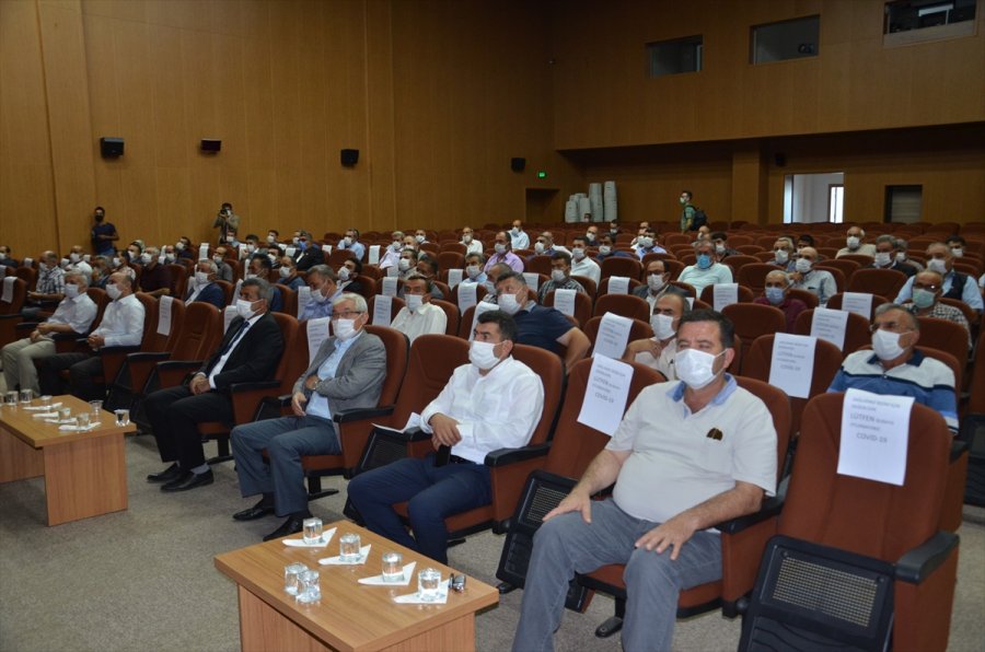 Köy Muhtarlarına Kovid-19 Semineri Düzenlendi