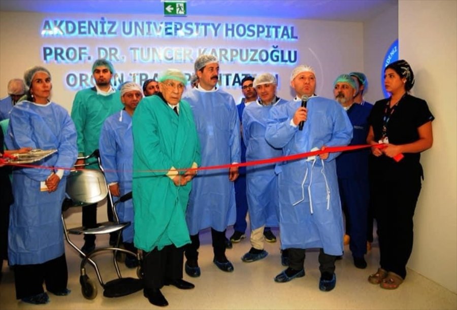 Prof. Dr. Tuncer Karpuzoğlu Vefat Etti