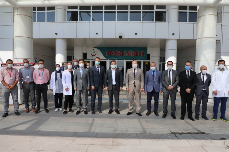 Vali Aydoğdu'dan Sağlık Çalışanlarına Ziyaret
