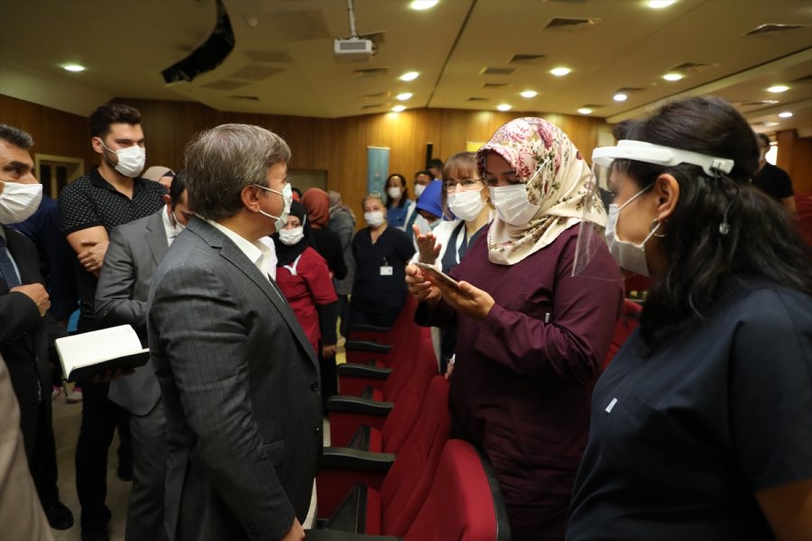 Vali Aydoğdu'dan Sağlık Çalışanlarına Ziyaret