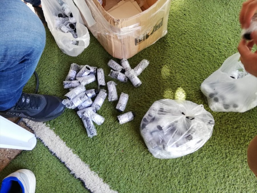 Antalya'da 2 Bin 500 Litre Kaçak İçki Ele Geçirildi