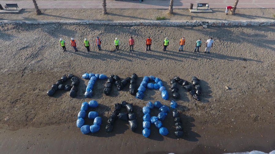 Antalya'da Yöresel Şiveyle Çevre Temizliği Uyarısı: 