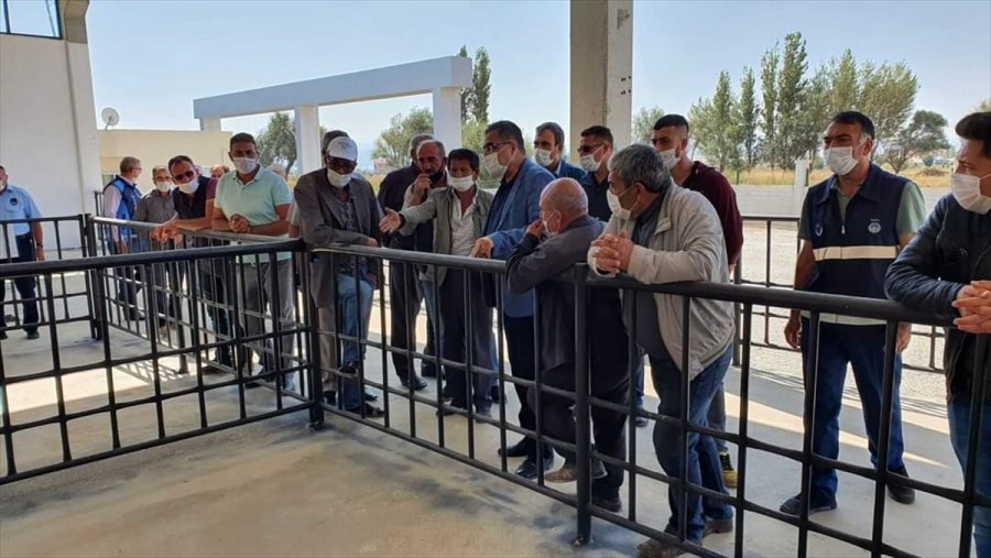 Ilgın Belediyesi Kapalı Hayvan Pazarı İnşaatı Tamamlanıyor