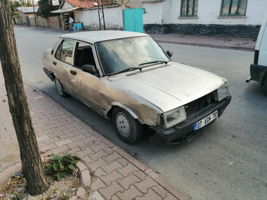 Konya'da Kablo Hırsızlığı Şüphelileri Güvenlik Kamerasına Takıldı