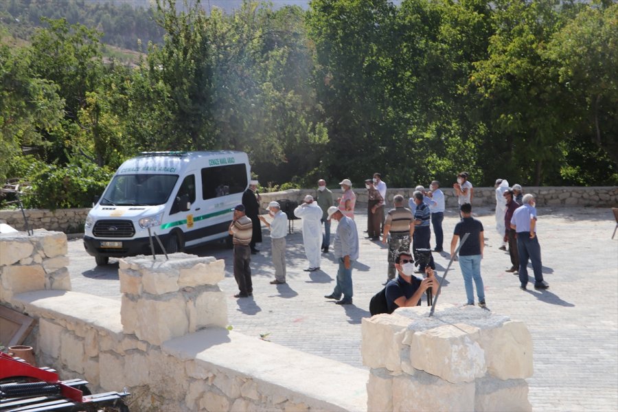 Ermenek'teki Maden Faciasının Simge İsimlerinden Recep Gökçe'nin Cenazesi Toprağa Verildi
