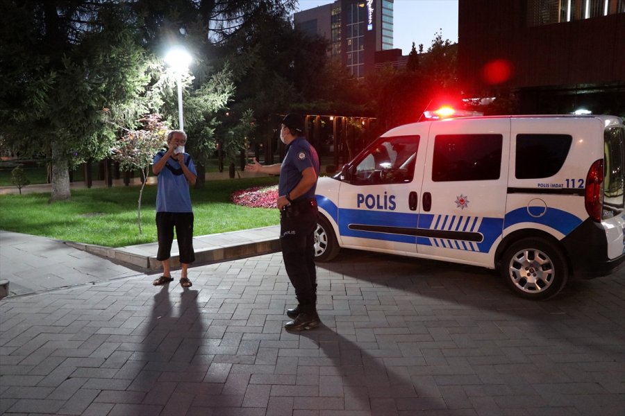 Kayseri'de Karantinayı İhlal Eden Kişi Polis Denetiminde Yakalandı