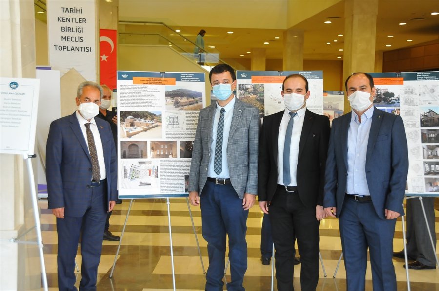 Akşehir Belediyesine Tarihi Kentler Birliğinden Ödül