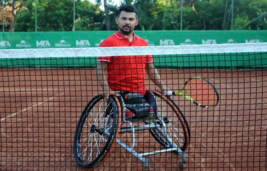 Kortların Paralimpik Yıldızı Uğur Altınel'in Hedefi Olimpiyat Kotası Almak: